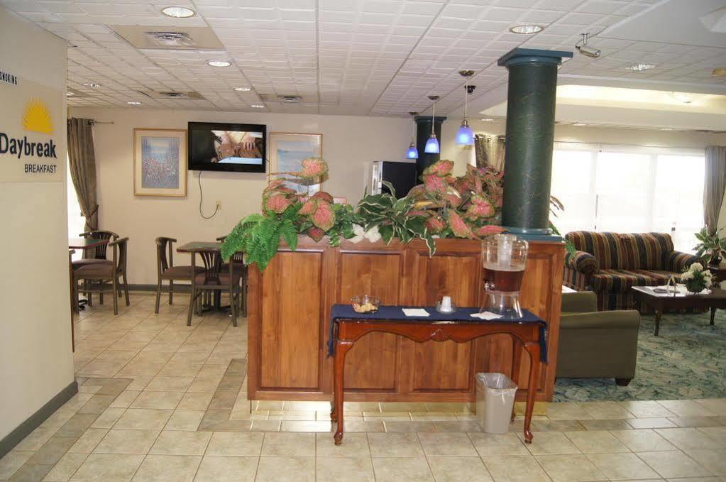 Days Inn By Wyndham Oak Grove/Ft. Campbell Exterior photo